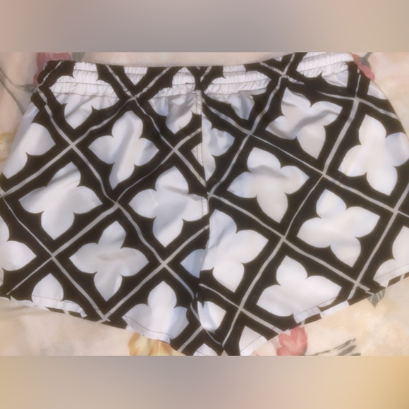 Commas designer trunks brand new comes in box with tags - Picture 4 of 4